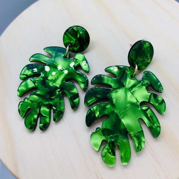 Big Leaves Drop Earrings - Picture 4 of 4